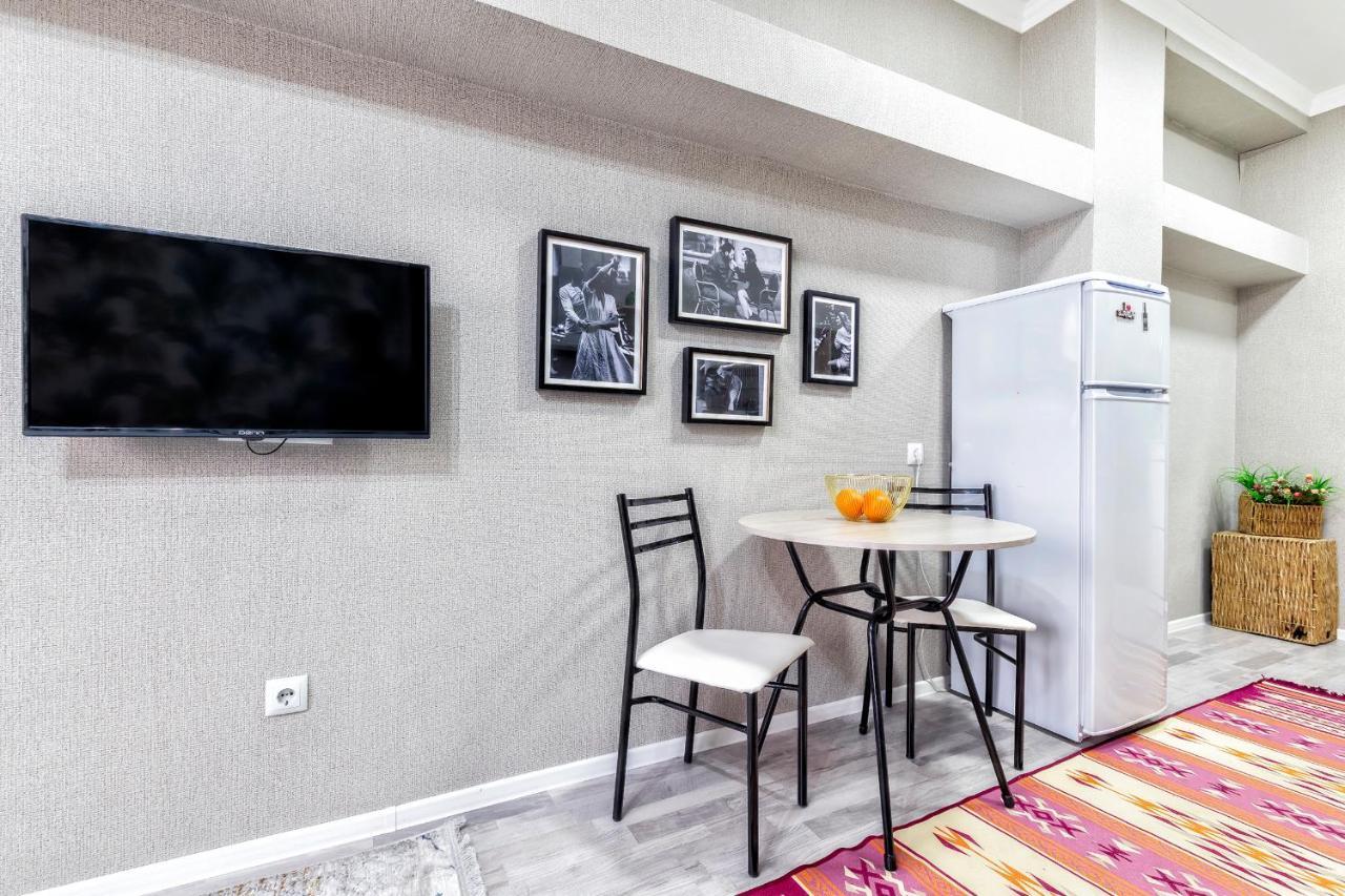 Cosy flat in the city center Akmola Esterno foto